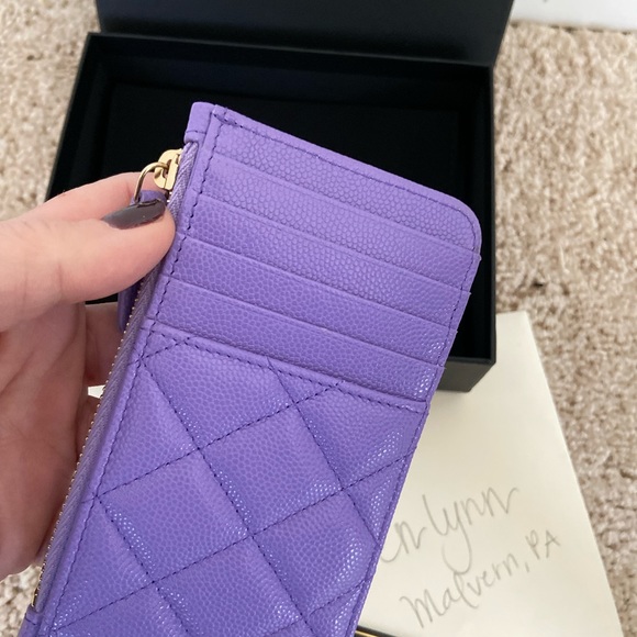 Chanel 20s flap zip card holder - Picture 3 of 11